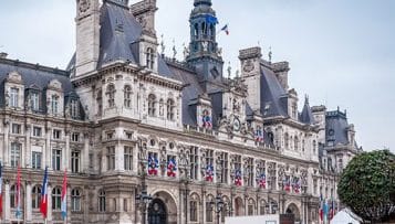 La mairie de Paris lance des mesures d'entraide dans certains quartiers