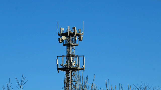 Antennes-relais : le principe de précaution ne joue pas