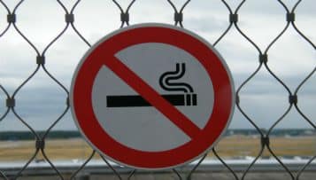 Une première plage labellisée «sans tabac» à Nice