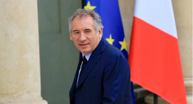 François Bayrou s'engage à ratifier la Charte des langues régionales