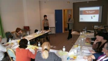 Formation des aidants familiaux : la CNSA soutient l'UNAFAM