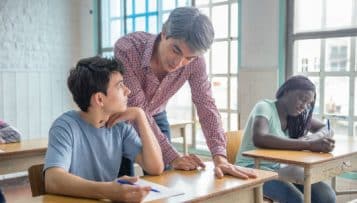 Un plafond d'emplois spécifique pour les assistants d’éducation ?