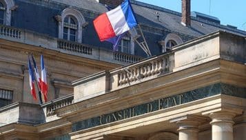 L’arbitrage, notamment international, existe aussi devant le juge administratif