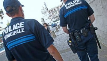 Armement des policiers municipaux : autorisation de s'équiper en matraques et tonfas télescopiques