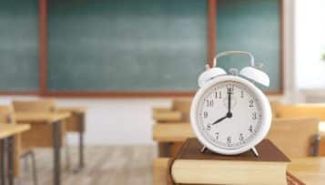 Carcassonne consulte: à quelle heure doit débuter la classe?