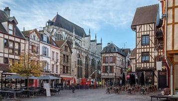 Revitalisation des centres-bourgs: le gouvernement mobilise près de 40 millions d’euros