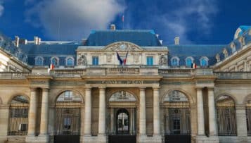 Le Conseil d'État valide la transformation de la fonction publique