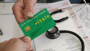 La ministre de la Santé promet des "garanties" aux médecins sur le tiers payant