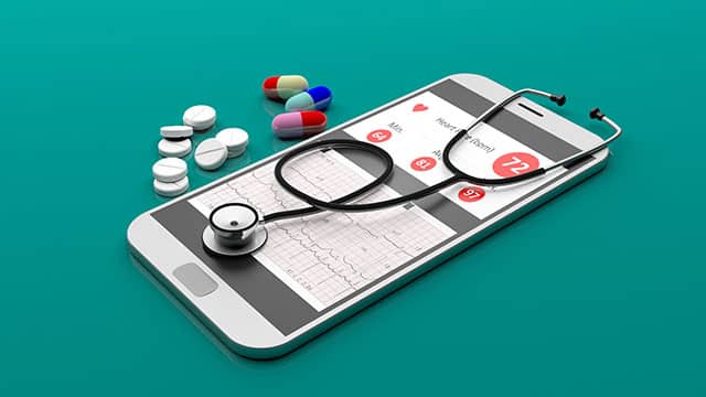 Objets de santé connectés : l'Ordre des médecins appelle à une régulation