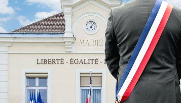 Statut de l'élu : adoption de la loi visant à améliorer l'exercice des mandats locaux