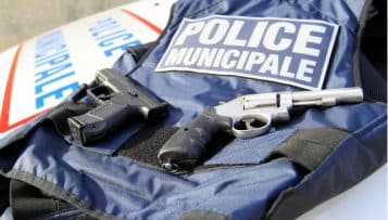 Le ministère de l'Intérieur expérimente la remise d'armes aux polices municipales