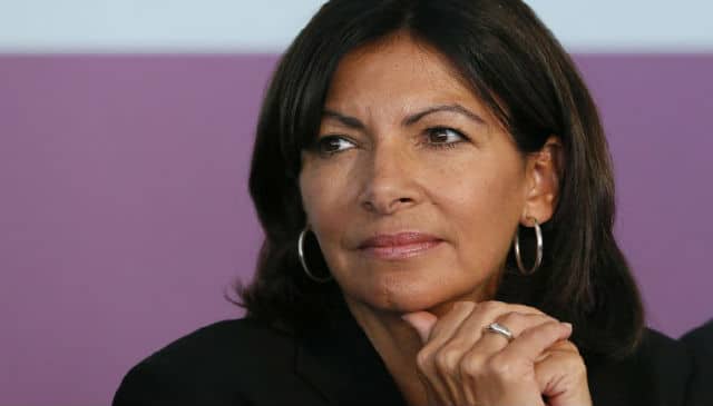 Paris : Anne Hidalgo veut revoir les pouvoirs du maire et la carte des arrondissements