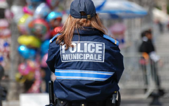 Référendum à Beauvais : les habitants hostiles à une police municipale armée