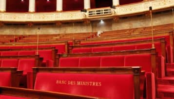 Fonctionnaires : les règles de validation des accords modifiées par les députés