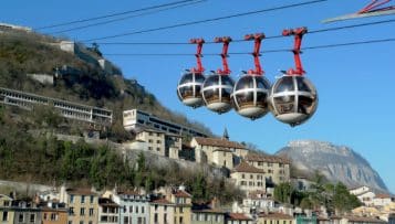 Téléphérique, zones 30, pastille anti-pollution : Grenoble plein gaz sur le transport doux
