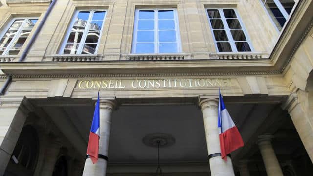 Le Conseil constitutionnel valide la baisse de plus de 3 milliards d'euros de la DGF