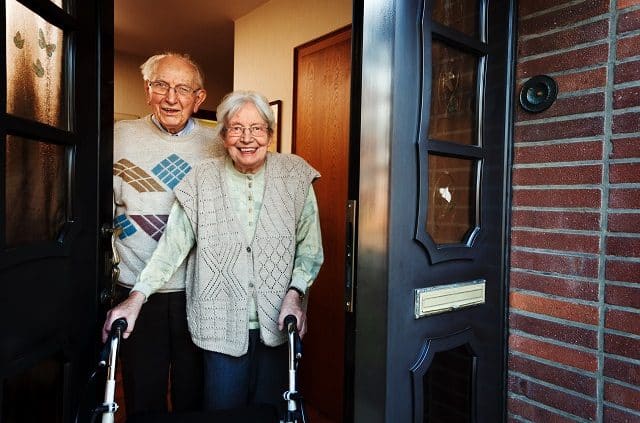 Une convention pour adapter davantage de logements aux personnes âgées