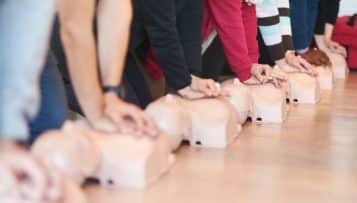 La formation aux premiers secours, une "grande cause nationale" qui tarde à décoller