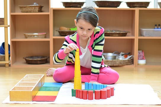 Petit à petit, la méthode Montessori fait son nid dans des écoles publiques