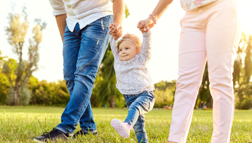 Ce que l'on sait sur le nouveau congé de naissance qui doit entrer en vigueur en juillet 2026