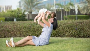 Mieux identifier les discriminations vécues par les mères célibataires