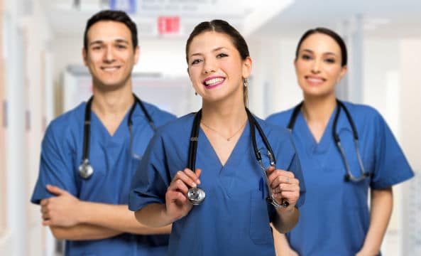 Santé : fin du concours infirmier et réforme des épreuves pour les internes en médecine