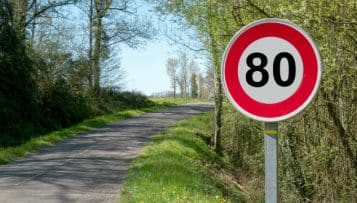 Le Conseil d'État refuse de suspendre le décret réduisant la vitesse à 80 km/h