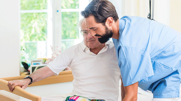 Accidents du travail : « alerte rouge » pour le secteur de l’aide et des soins aux personnes