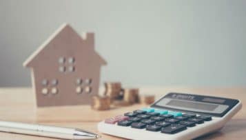 La taxe d'habitation pourrait finalement être maintenue pour les plus aisés