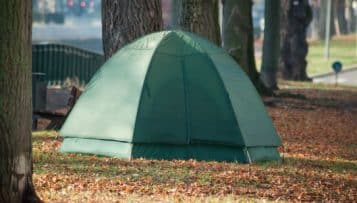 Mineurs étrangers isolés : inquiétudes autour d'un projet de fichier biométrique