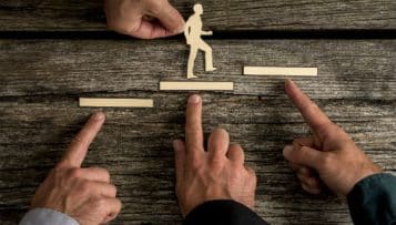 Huit syndicats réclament la "suspension" du projet de loi sur la Fonction publique