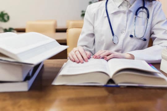 La réforme de l’accès aux études de santé se poursuit