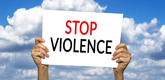 Violences faites aux femmes : plus de 400 interventions en 2018 grâce à des téléphones d'urgence