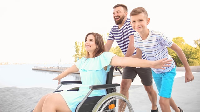 Handicap et parentalité : la Gironde en pointe