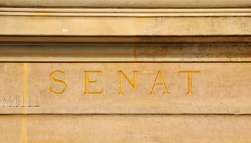 "Engagement et proximité": un texte contre le blues des maires