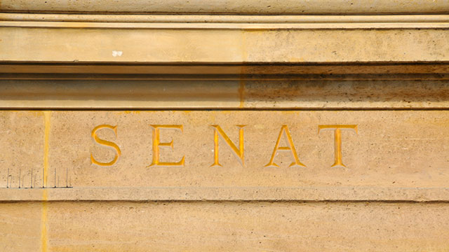 "Engagement et proximité": un texte contre le blues des maires