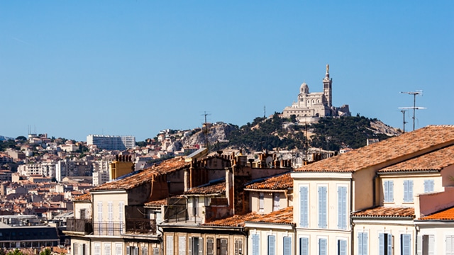 Il y a un an, deux immeubles s'écroulent à Marseille révélant le drame du mal-logement