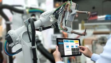 L'emploi à l'ère de l'intelligence artificielle : des robots et des hommes