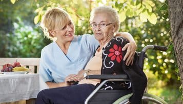 Un collectif lance une campagne sur les métiers du grand âge