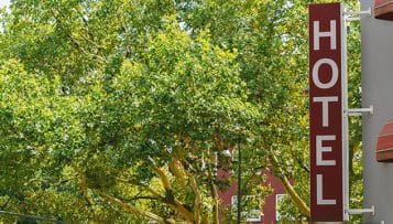 Coronavirus : 5 000 places d'hôtel supplémentaires ouvertes pour les sans-abri