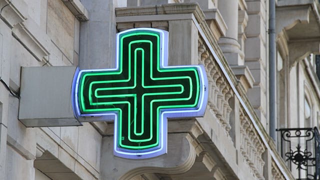 Coronavirus : l’État réquisitionne les masques