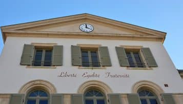 Retour obligatoire à l'école : les maires jugent impossible de respecter le protocole sanitaire