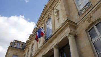 Décentralisation : Emmanuel Macron veut "plus de différenciation"