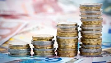 Le Parlement adopte le troisième et dernier budget d'urgence