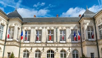 Covid-19 : les grandes villes saluent le dialogue "constructif" avec l'État, et demandent encore des efforts