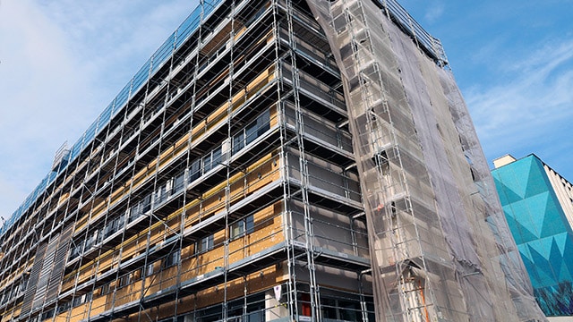 Rénovation des bâtiments publics : l'État a reçu pour près de 8 milliards d'euros de projets