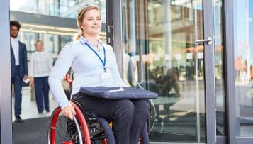 Apprentissage : le gouvernement veut favoriser l'embauche des personnes en situation de handicap
