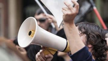 La CGT lance une campagne pour réclamer 500 000 emplois dans la fonction publique et une hausse des salaires