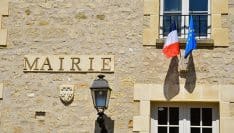 Covid : c'est aux maires "de décider des modalités d'un reconfinement éventuel", affirme François Baroin