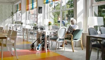 Le gouvernement allège les contraintes sanitaires dans les Ehpad